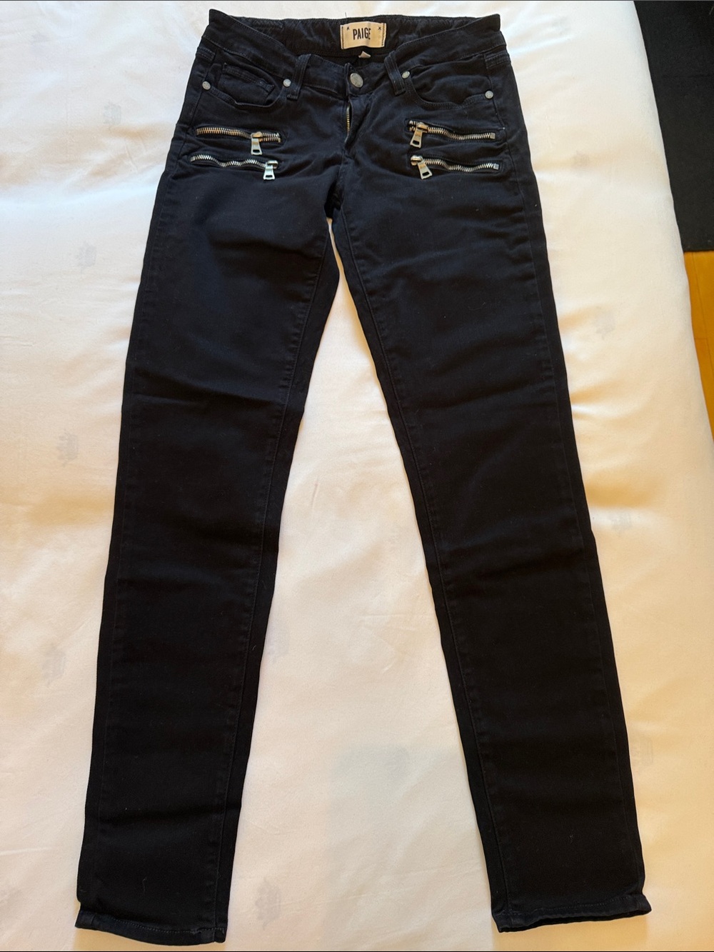 PAIGE Black Skinny Zip-Accent Jeans